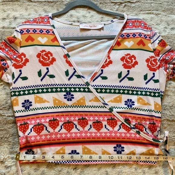 : : LISA SAYS GAH NEW Floral Fruit Quilted Wrap Skirt & Long Sleeve Crop Set : : - Picture 3 of 15